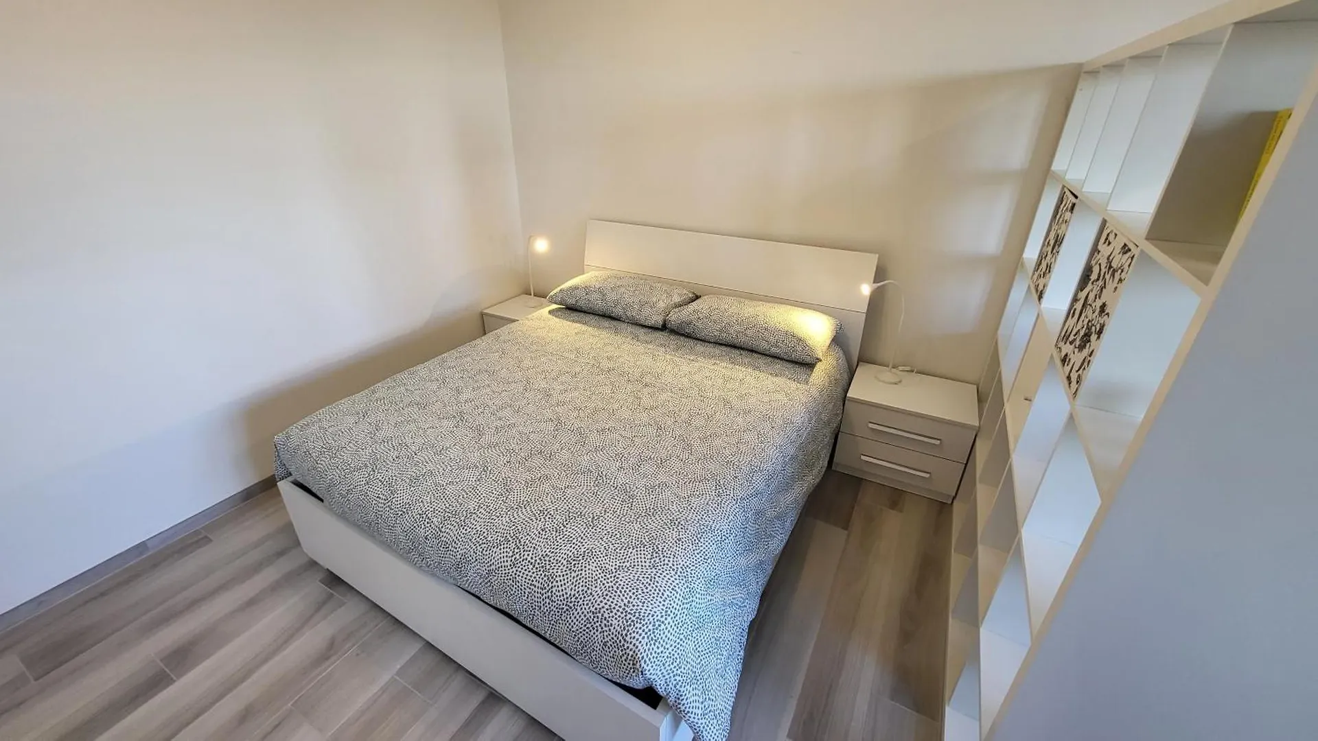 Apartment Alloggio Sul Parco Modena Italy